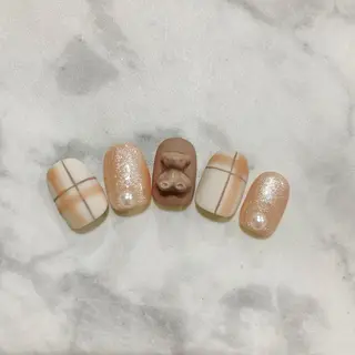 ネイル Nail&eye Belire 新宿のネイルデザイン