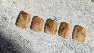 ネイル jolie  ISIHARAのネイルデザイン