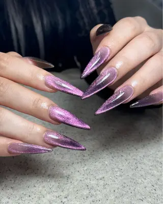 ミディアム MILO 168 池袋のネイルデザイン