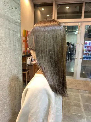 セミロング カラー 🎀たな 🧸のヘアスタイル