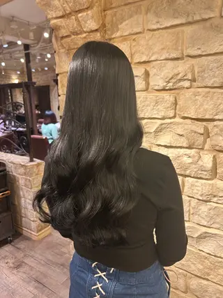 カラー Mei /オリーブ カラー/アレンジのヘアスタイル