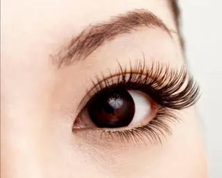 マツエク・マツパ 太田 昌芳のヘアスタイル