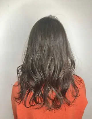 ロング カラー パーマ リルウヘアー 天王寺のヘアスタイル