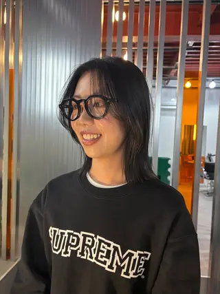 ミディアム 浦野 未来のヘアスタイル