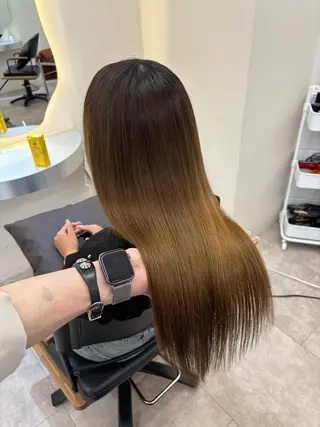 ミディアム 髪質改善×レイヤー 齊藤翔太のヘアスタイル