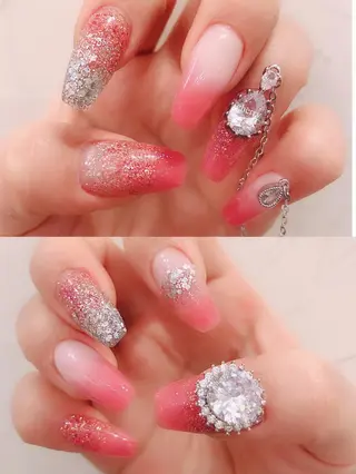 ネイル SAKURA 🍒のネイルデザイン