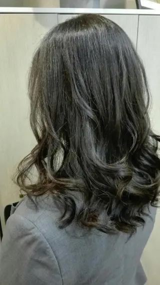 セミロング カラー パーマ ヘアアレンジ メンズ キッズ ネイル マツエク・マツパ Beauty＆Relaxation MEGUMI所属・MEGUMI megumiのヘアスタイル