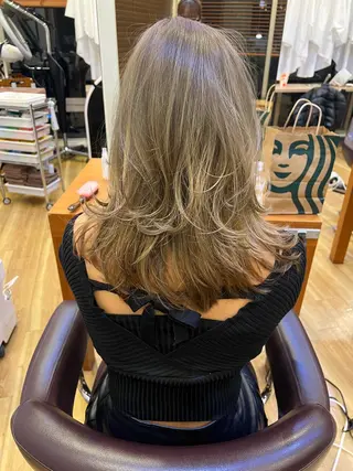 ロング カラー rino🤍 恵比寿レイヤーカットのヘアスタイル