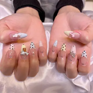 ネイル nail salon e'mu💐のネイルデザイン