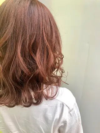 ミディアム カラー 西 めぐみのヘアスタイル