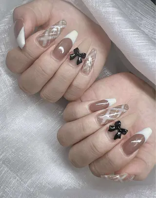 ネイル Lee Nailsのネイルデザイン