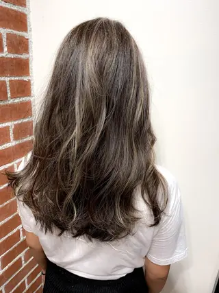 セミロング 岡崎勇人/レイヤー/ 韓国/ケラチンTRのヘアスタイル