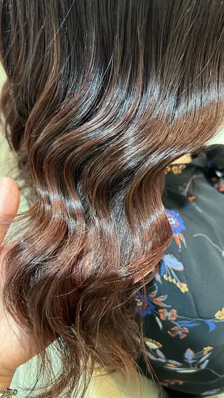 ロング パーマ SOMEDAY所属・横井 柚花のヘアスタイル