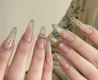ネイル Pure&Rich Nailのネイルデザイン
