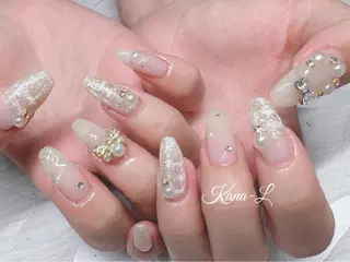 ネイル 芦辺 香奈のネイルデザイン