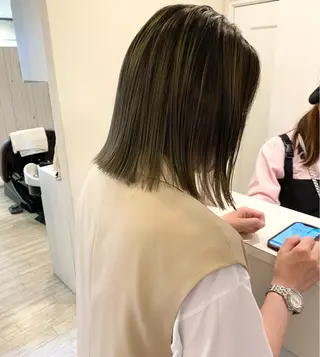 ミディアム カラー LITTLE/ 平松　君章のヘアスタイル