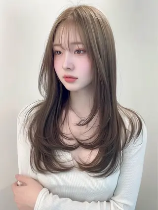 ロング 小山 ヨシタカのヘアスタイル