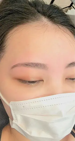 アイブロウ 脱毛×アイラッシュCeriseLaLa所属・まつげ＆アイブロウ スリーズララ🍒のマツエク・マツパデザイン