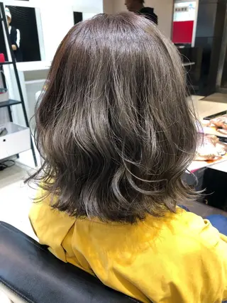 ミディアム カラー 女性リピ90%🍨 🩷佐藤みずきのヘアスタイル