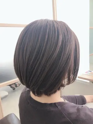 ショート 透明感カラー 山中のヘアスタイル