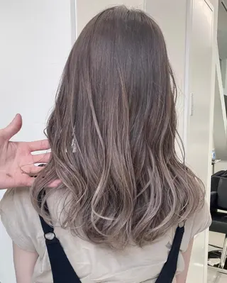 セミロング カラー 公式 Ease by amble luxeのヘアスタイル