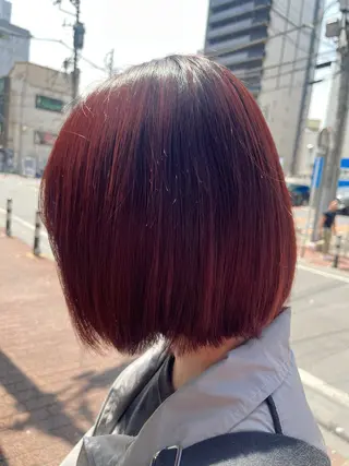 ショート カラー 末吉 美紅のヘアスタイル