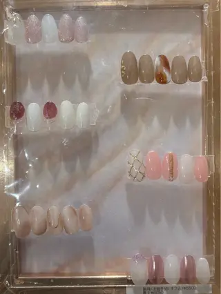 ネイル 【ALice】 Rのネイルデザイン