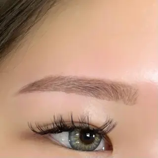 アイブロウ natural eyebrow 東松戸所属・岩田 🫧のマツエク・マツパデザイン