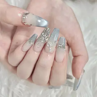 ネイル FLY Nail Salonのネイルデザイン