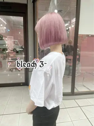 ショート 🩶 ピンクカラー/ ブロンド🩶くるみのヘアスタイル