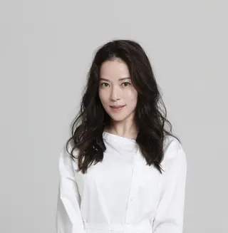 セミロング TERROIR LABORATORY所属・TERROIR YOSHIMIのマツエク・マツパデザイン