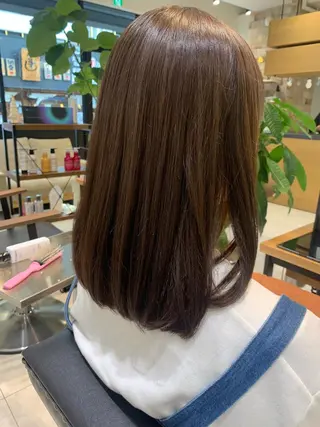 ミディアム 近 紗理奈のヘアスタイル