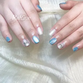 ネイル RAFFINE haru🦋🩵のネイルデザイン