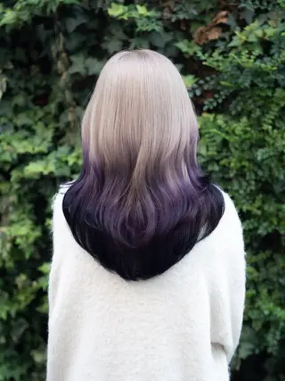 カラー ウルフとデザイン カラーの神のヘアスタイル