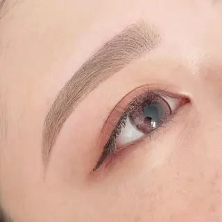 アイブロウ miel shizukaの眉毛・アイブロウイメージ