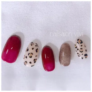 ネイル ＶＩＶＩ nailsalonのネイルデザイン