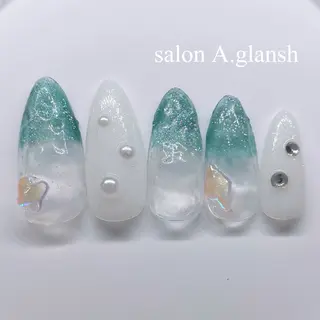 ネイル salon A.glansh所属・肌質改善salon♪ 効果がわかる♪南森町のネイルデザイン