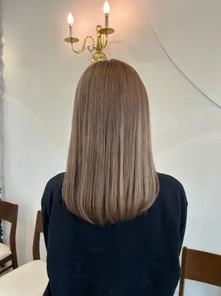 ロング カラー 小島 寧心のヘアスタイル