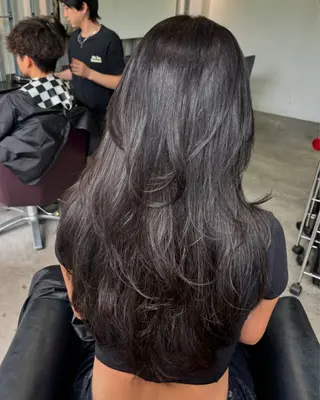 ロング オリーブベージュ 🫒🩶Rianaのヘアスタイル