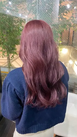 ロング カラー ili心斎橋所属・🩵ハイトーン/ レイヤーYUZU🩵のヘアスタイル