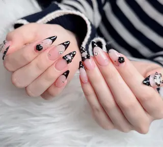 ネイル Lenie Nail Okuboのネイルデザイン