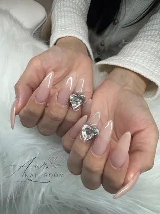 ネイル Aura nail room所属・Lu naのネイルデザイン