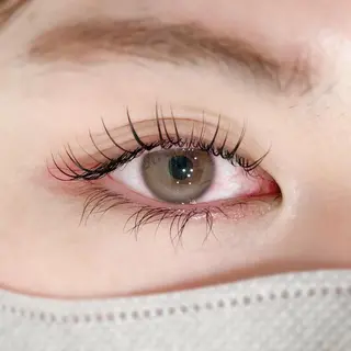 マツエク・マツパ me. makiの眉毛・アイブロウイメージ