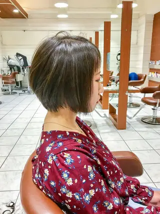 ショート カラー テラモト カズヨシのヘアスタイル