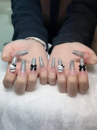 ネイル HIN NAILのネイルデザイン
