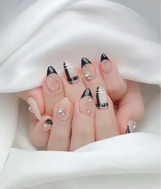 ネイル Lyna 池袋のネイルデザイン