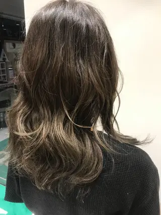 ミディアム カラー 縮毛矯正/髪質改善 /韓国風　山川春輝のヘアスタイル