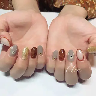 ネイル UrakoNail 《nail》のネイルデザイン