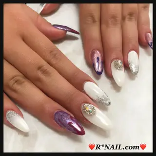 ネイル R*NAIL .comのネイルデザイン