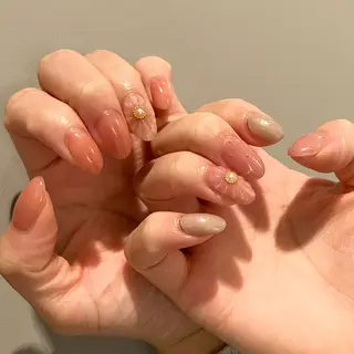 ネイル ウシク ミユキのネイルデザイン